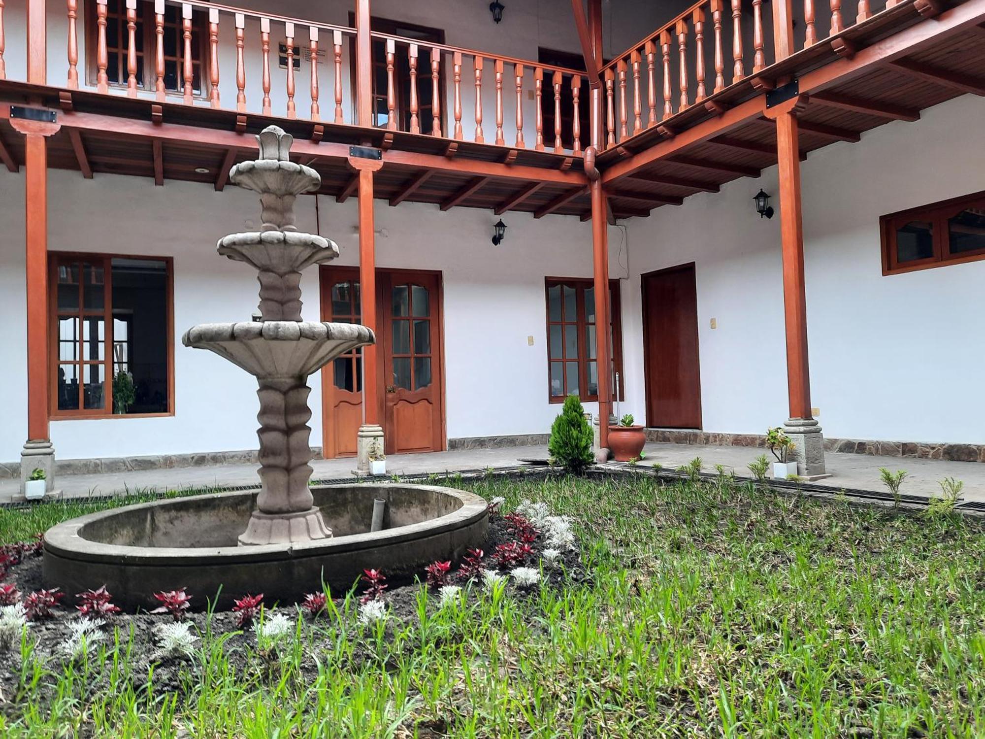 Casa Wayra Cajamarca Hotel Exterior photo